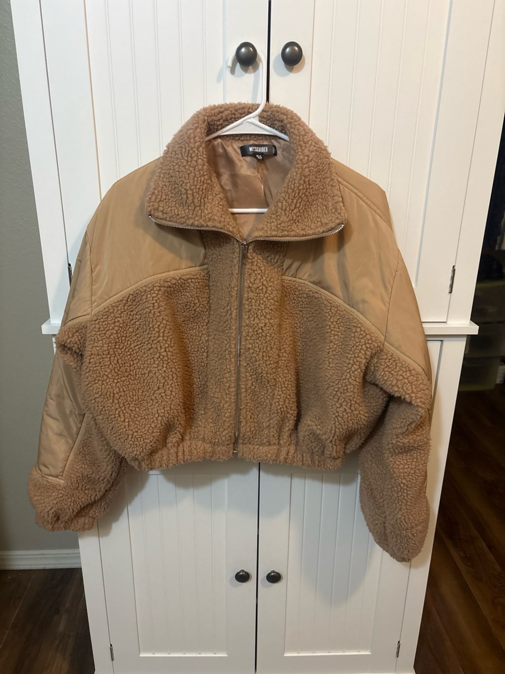 Y2K Revival Model Off Duty Missguided Camel Teddy Sherpa Cropped Zip Jacket Sz 6